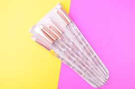 Pack 7 pinceles maquillaje mango glitter sin marca (2)